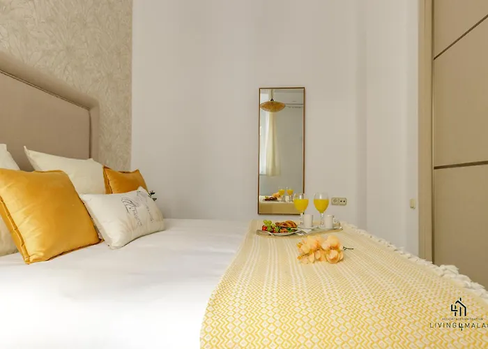 Living4Malaga Amazonia Center Apartment