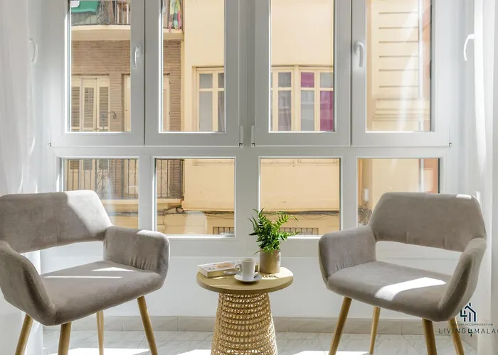 Living4Malaga Amazonia Center Apartment